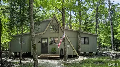 190 Hirshweg Woods Dr, Innsbrook, MO 63390