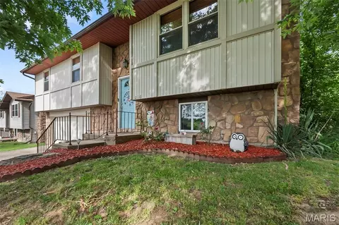 216 S Shawnee Blvd, Jackson, MO 63755