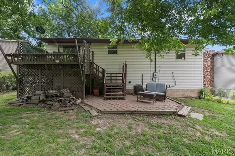 Exterior - 216 S Shawnee Blvd, Jackson, MO 63755 photo 6 of 9