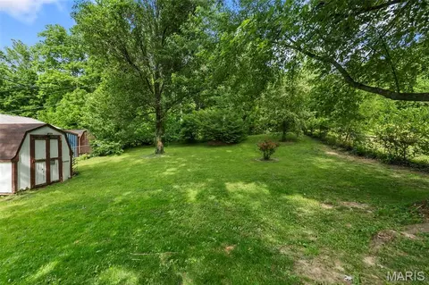 Exterior - 216 S Shawnee Blvd, Jackson, MO 63755 photo 1 of 9