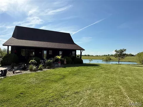 25445 State Hwy O, Macon, MO 63552