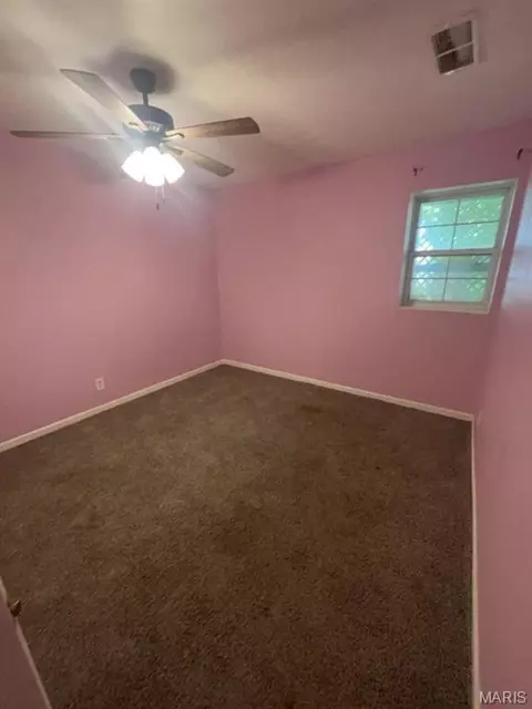 Bedroom - 20266 Hyatt Ln, Saint Robert, MO 65584 photo 12 of 12