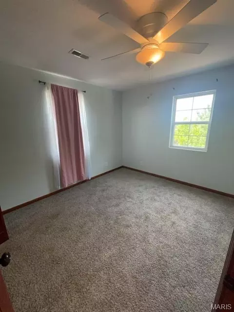 Bedroom - 20266 Hyatt Ln, Saint Robert, MO 65584 photo 6 of 12