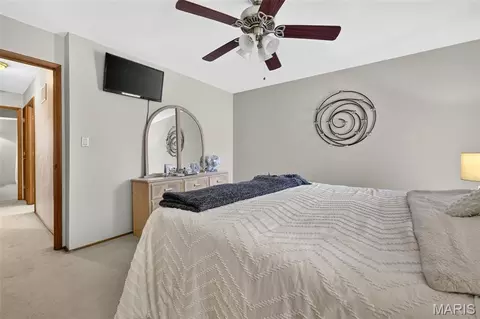 Bedroom - 545 Lemonwood Dr, Ballwin, MO 63021 photo 3 of 6