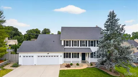 12112 Fahrpark Ln, Saint Louis, MO 63146
