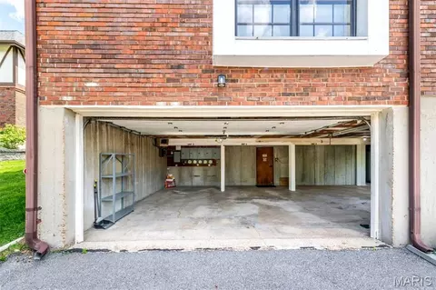 Exterior - 923 Claytonbrook Dr #2, Ballwin, MO 63011 photo 5 of 5