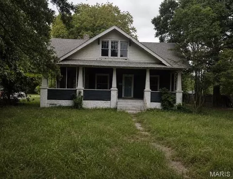 110 W Cleveland St, Malden, MO 63863