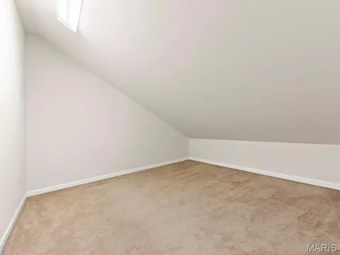 Bedroom - 933 Georgetowne Dr, O'fallon, IL 62269 photo 6 of 8