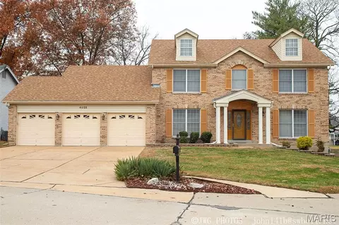 4025 Barington Ct, Florissant, MO 63034