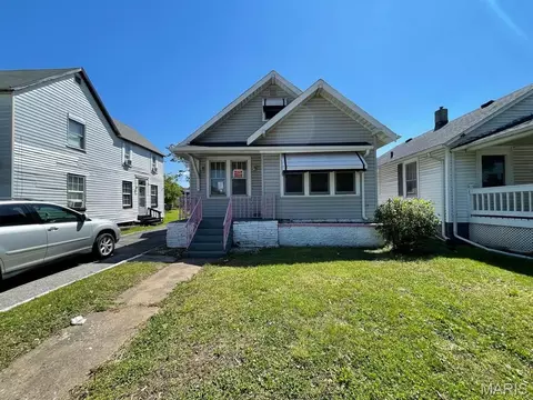 3004 Myrtle Ave, Granite City, IL 62040