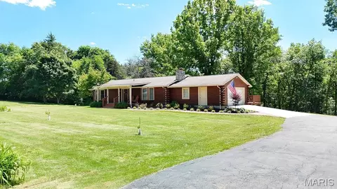3318 Watson Rd, Festus, MO 63028