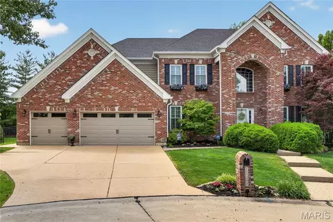 1509 Suzanne Ridge Ct, Wildwood, MO 63038