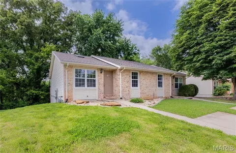 874 Lester Ave, Collinsville, IL 62234