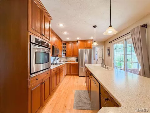 Kitchen - 752 E 4th St, Aviston, IL 62216 photo 2 of 6