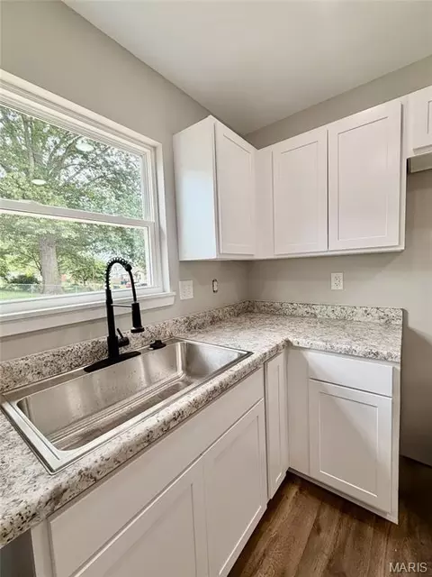 223 Fair St, Washington, MO 63090 photo 2