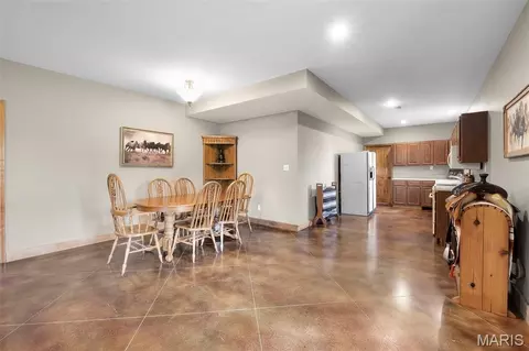 Dining - 175 Cedar Creek Ln, Jackson, MO 63755 photo 3 of 4