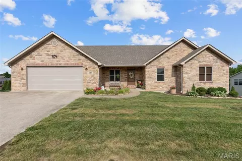 175 Cedar Creek Ln, Jackson, MO 63755