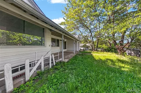 Exterior - 765 N Main St, Saint Clair, MO 63077 photo 6 of 9