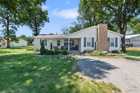 510 S Missouri Ave, Oran, MO 63771