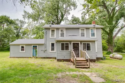 101 S Hamilton St, Otterville, IL 62052