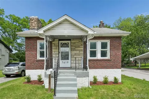 7619 Fairham Ave, University City, MO 63130