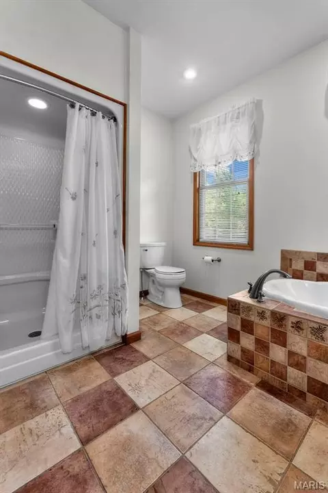 Bath - 1596 County Road 603, Jackson, MO 63755 photo 5 of 5
