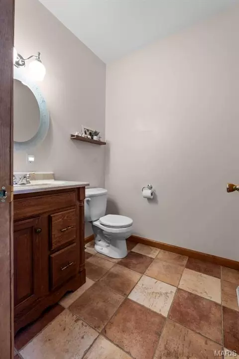 Bath - 1596 County Road 603, Jackson, MO 63755 photo 4 of 5