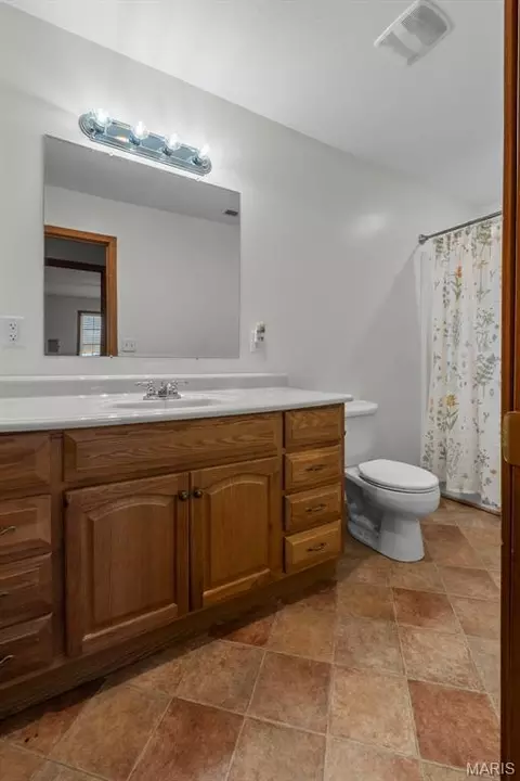 Bath - 1596 County Road 603, Jackson, MO 63755 photo 2 of 5