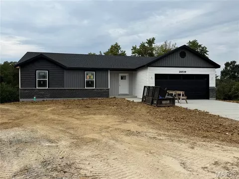 28539 Shallow Water Rd, Warrenton, MO 63383