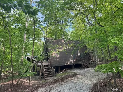 389 Wanderfern Peak Dr, Innsbrook, MO 63390