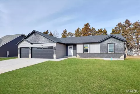 28541 Shallow Water Rd, Warrenton, MO 63383