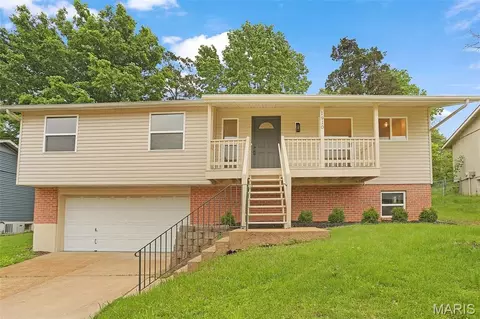 1910 Catlin Dr, Barnhart, MO 63012