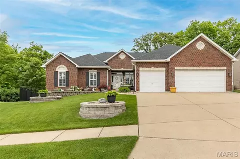 3607 Bear Creek Ridge Ct, Wentzville, MO 63385
