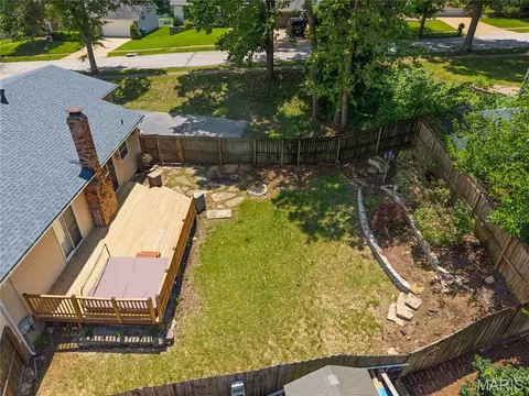 Other - 607 Garden Leaf Ct, Ballwin, MO 63011 photo 2 of 14