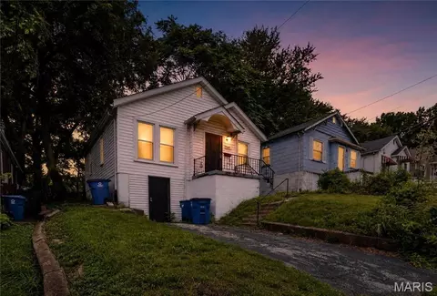 7110 Dawson Pl, Saint Louis, MO 63136