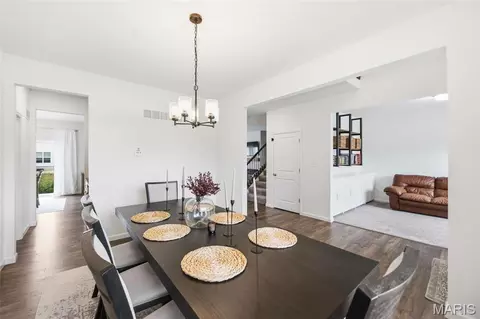 Dining - 413 Fox Sedge Ct, O'fallon, MO 63366 photo 2 of 6