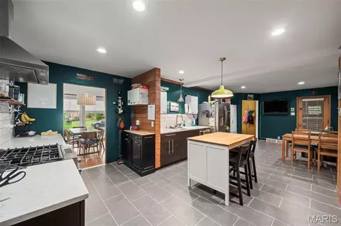 Kitchen - 7204 Rockspring Dr, Affton, MO 63123 photo 2 of 6
