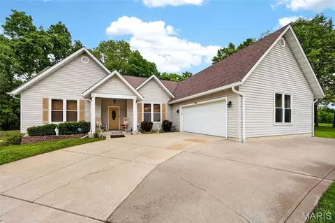 51 Parkview Ln, Troy, MO 63379