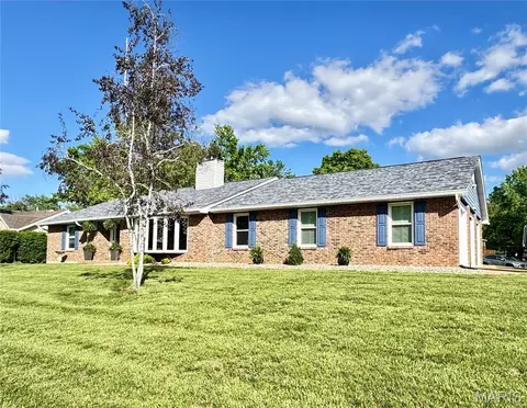 408 Monitor Way, Saint Charles, MO 63303