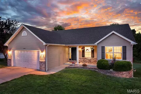 6461 Stallion Dr, Imperial, MO 63052