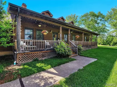 Exterior - 245 Chickadee Ln, Sullivan, MO 63080 photo 3 of 19