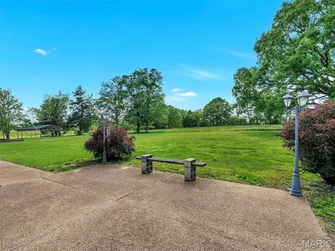 Exterior - 245 Chickadee Ln, Sullivan, MO 63080 photo 12 of 19