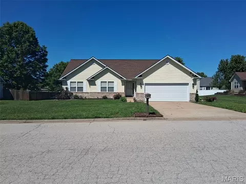 615 Arrowhead Ln, Union, MO 63084