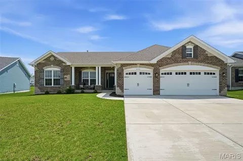 322 Wayfair Lndg, Saint Charles, MO 63301