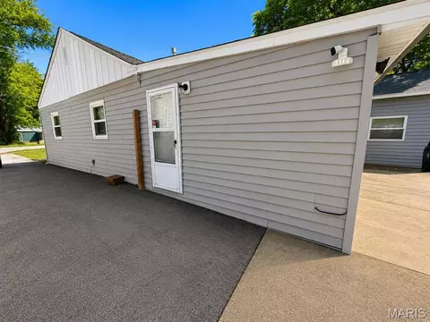 Exterior - 118 Paul Ave, Ferguson, MO 63135 photo 2 of 3
