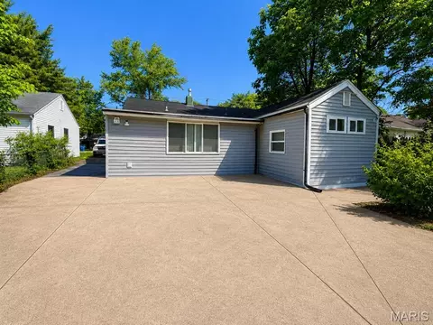 Exterior - 118 Paul Ave, Ferguson, MO 63135 photo 3 of 3
