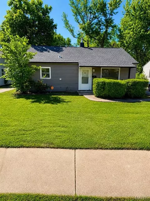 118 Paul Ave, Ferguson, MO 63135