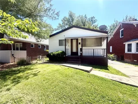7040 Julian Ave, University City, MO 63130