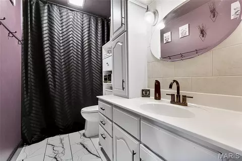 Bath - 622 Idaho Dr, Arnold, MO 63010 photo 1 of 6
