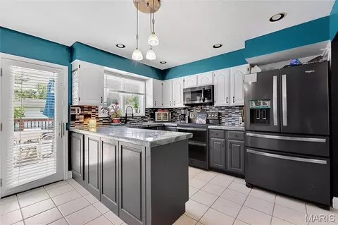 Kitchen - 622 Idaho Dr, Arnold, MO 63010 photo 1 of 3